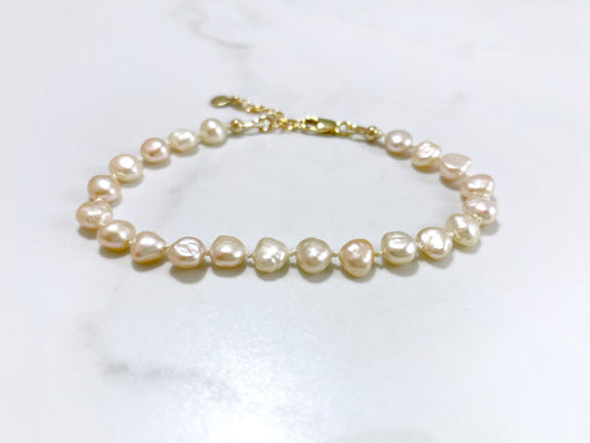 Encinitas Pink Pearl Bracelet